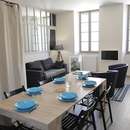 Bavara Apartment